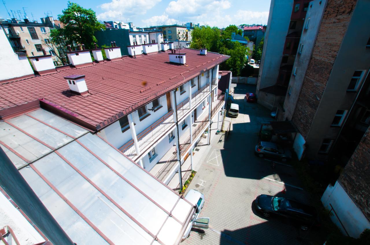 Red Carpet Hostel Краків Екстер'єр фото