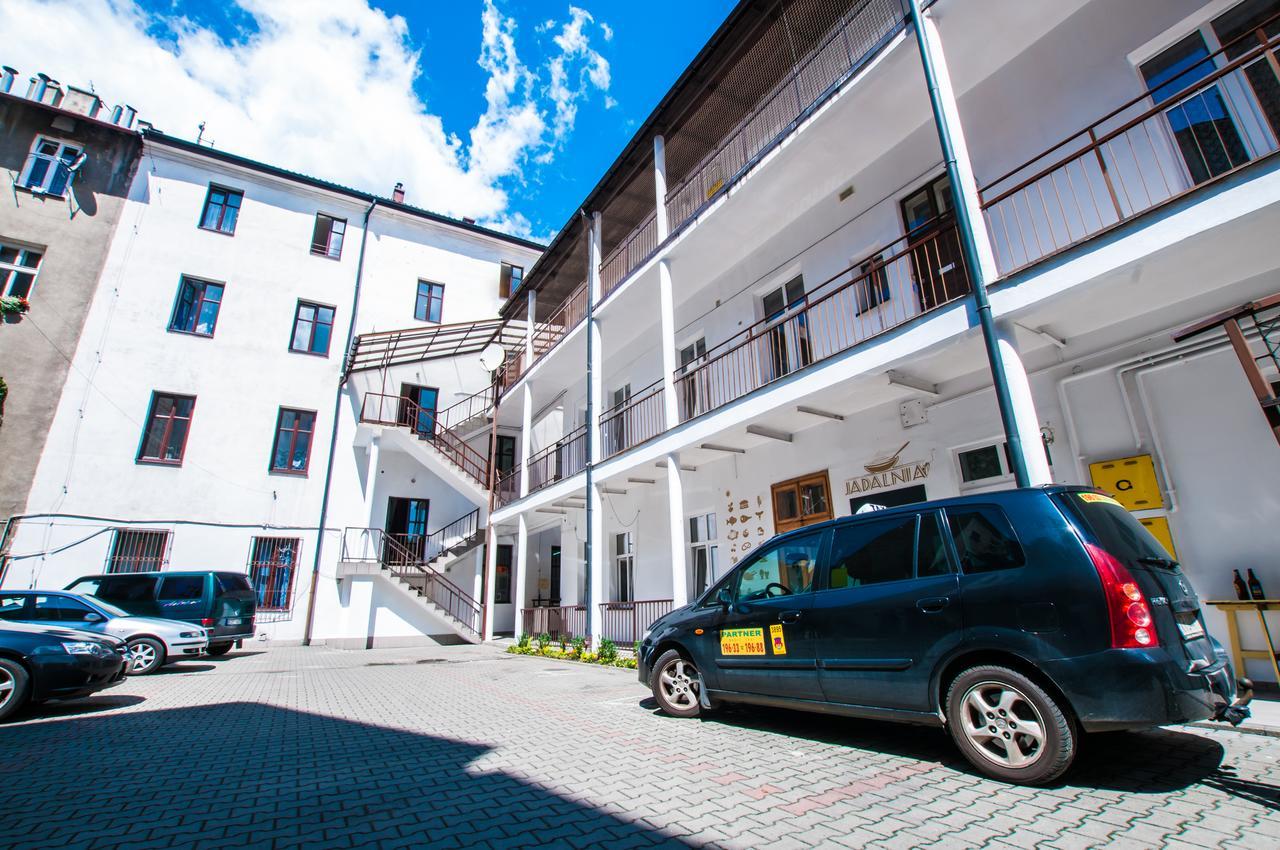 Red Carpet Hostel Краків Екстер'єр фото