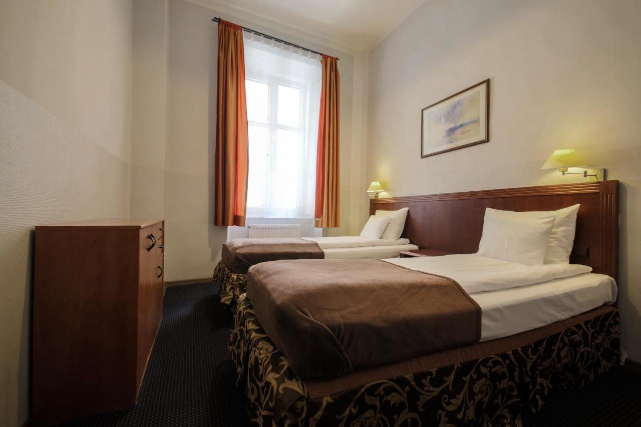 Red Carpet Hostel Краків Екстер'єр фото