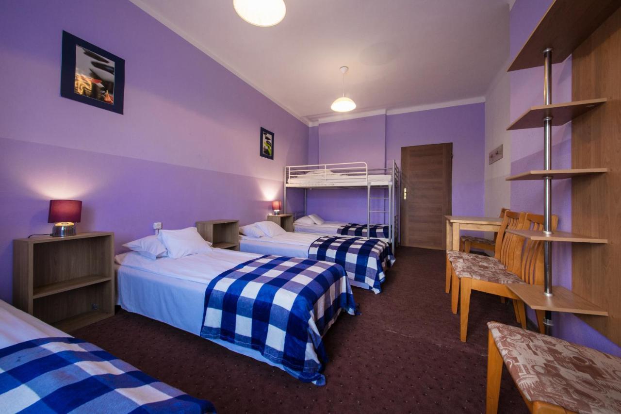 Red Carpet Hostel Краків Екстер'єр фото