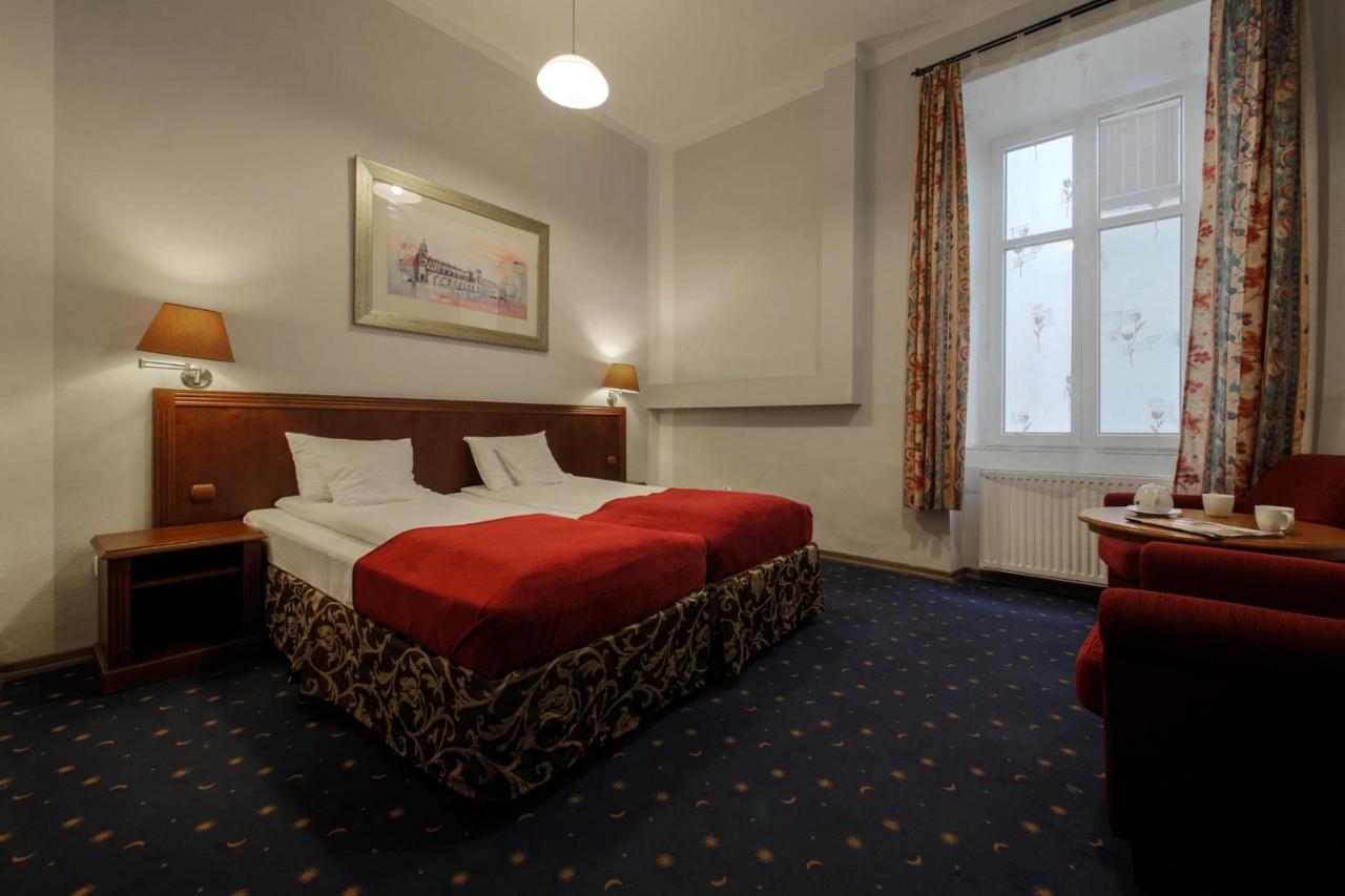 Red Carpet Hostel Краків Екстер'єр фото