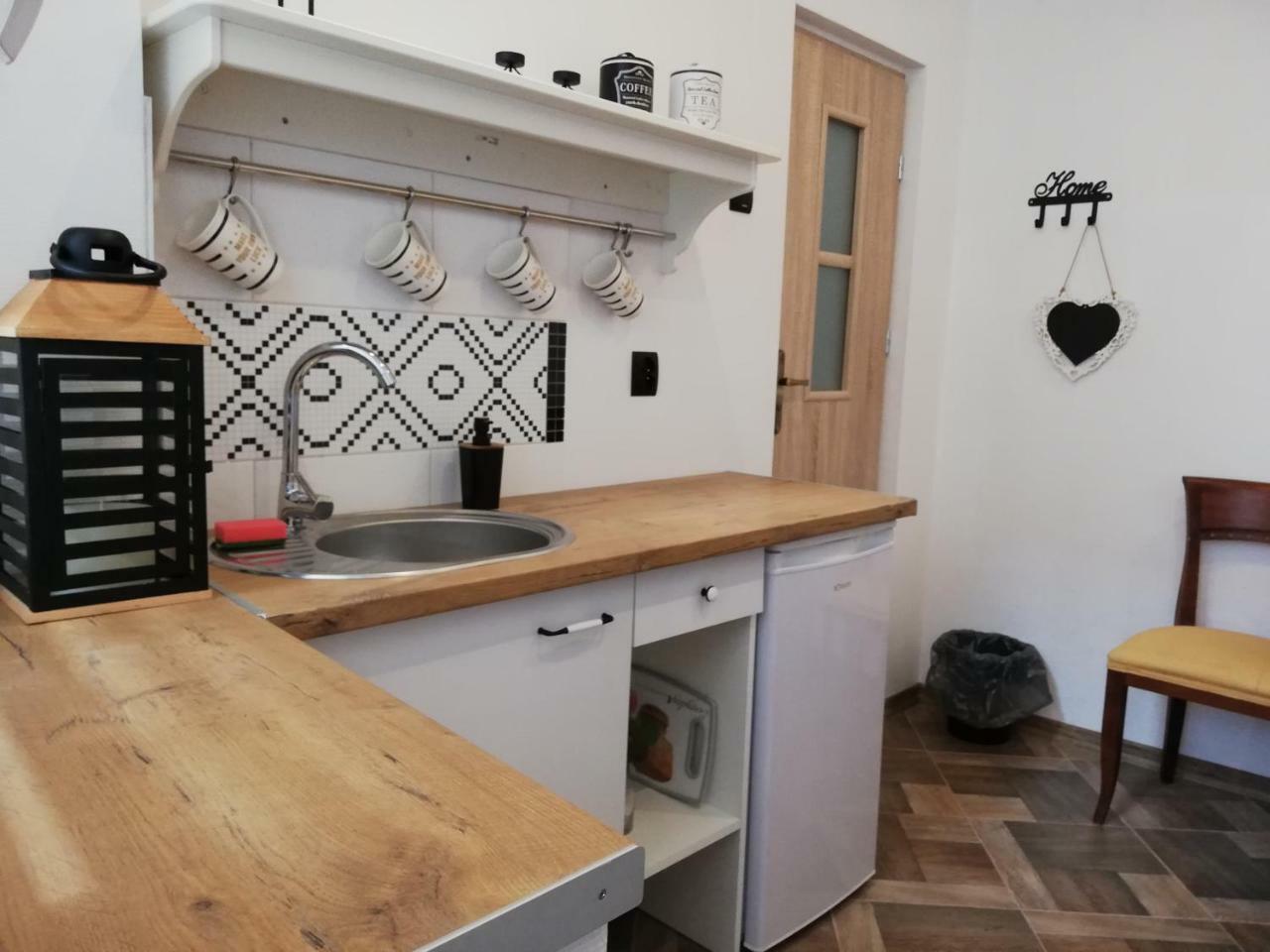 Red Carpet Hostel Краків Екстер'єр фото